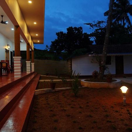 Marari Phoenix Beach Homestay Mararikulam Exterior foto