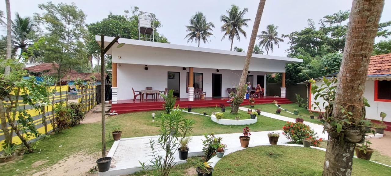 Marari Phoenix Beach Homestay Mararikulam Exterior foto