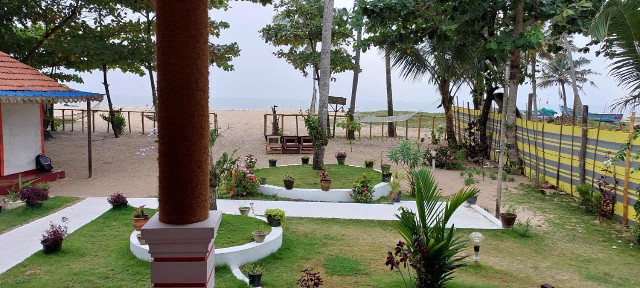 Marari Phoenix Beach Homestay Mararikulam Exterior foto