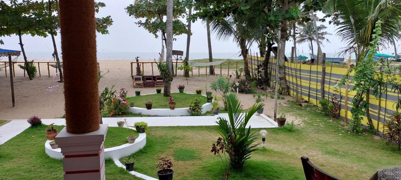 Marari Phoenix Beach Homestay Mararikulam Exterior foto