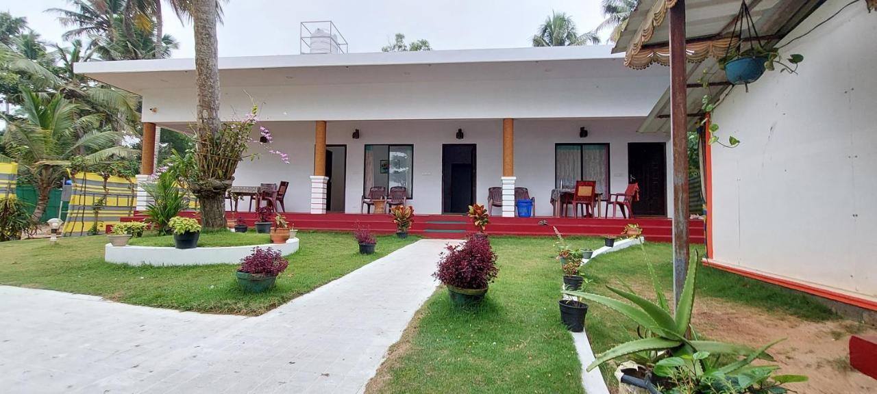 Marari Phoenix Beach Homestay Mararikulam Exterior foto