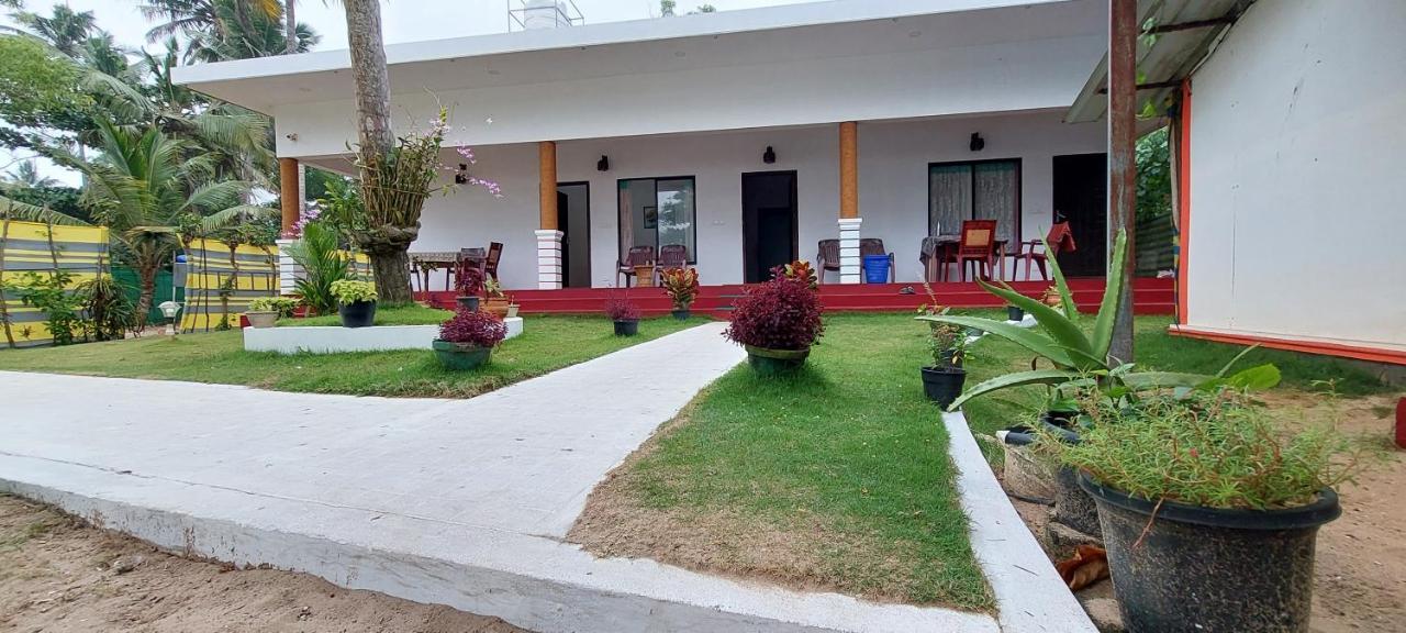 Marari Phoenix Beach Homestay Mararikulam Exterior foto